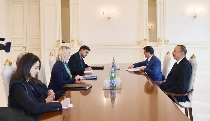 Le  président de la République rencontre la sous-secrétaire d’Etat adjointe américaine